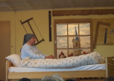 tl_files/Hauptverein/webseitenbilder/abteilungen/Theater/Chronik/Werner_im_Bett.jpg tl_files/Hauptverein/webseitenbilder/abteilungen/Theater/Chronik/Werner_im_Bett.jpg